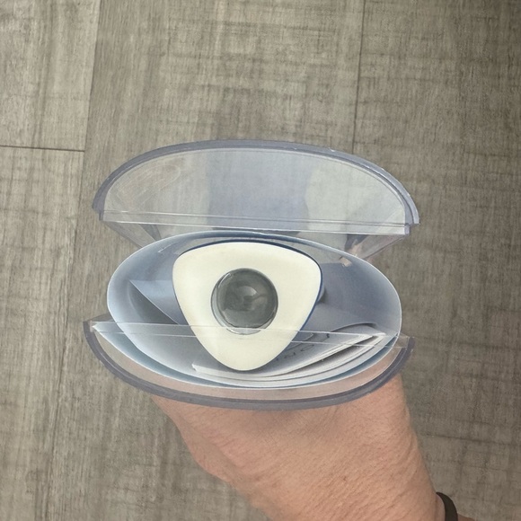 ESPADA 2 FOREO Blue Acne & Blemish Skincare Device - Picture 5 of 5